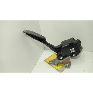 แป้นคันเร่งซูซูกิ อิกนิส ซีรีส์ (/MF) 4940062 R90000 K12D (17>) - Product Image 2