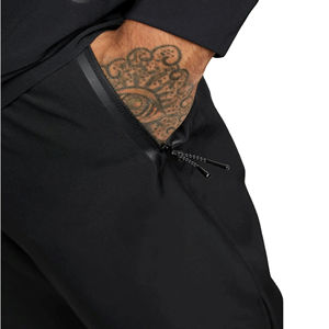 Vente en gros de vêtements de sport de jogging en coton et polyester personnalisés Survêtements d'entraînement XL pour hommes Chemises design pour l'entraînement en salle de sport - Product Image 4