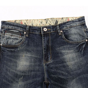 Pantalon en denim respirant noir délavé à coupe étroite pour hommes, pantalon en jean léger et personnalisable de haute qualité, à prix de gros - Product Image 3