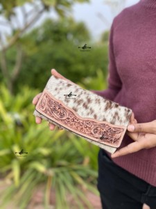 Nouvel arrivage Portefeuille en cuir sculpté usiné à la main Portefeuille en fourrure de vachette Portefeuille en cuir occidental multi-usages Pochette Étui de téléphone Carte - Product Image 2