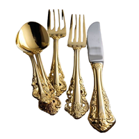 Ensemble de couverts en acier inoxydable résistant à la rouille, design antique, écologique et durable, comprenant cuillère, fourchette, couteaux et couteau à découper
