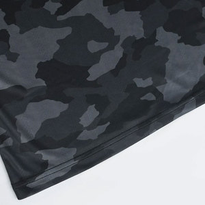T-shirt camouflage coupe athlétique pour homme T-shirt camouflage forêt audacieux et confortable Vêtements d'extérieur classiques pour hommes - Product Image 6