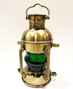 Nouvelle lanterne en laiton de qualité supérieure haute vente élégante lanterne en laiton Accent décoratif pour l'intérieur de l'hôtel à la maison et l'utilisation d'événements - Product Image 6