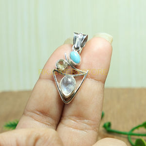 Pendentif artisanal en argent sterling 925 avec pierre précieuse naturelle de lune arc-en-ciel bleu feu, turquoise d'Arizona et améthyste verte - Product Image 5