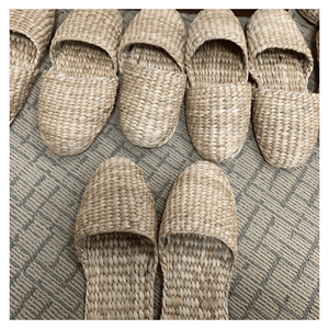 Pantuflas de Jacinto de Agua, Pantuflas Tejidas a Mano con Forro Suave para Relajarse en Casa y Regalar, Origen Vietnam - Product Image 6