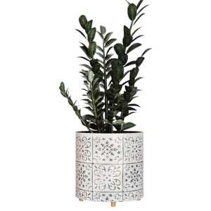 La mejor venta de macetas de metal con diseño floral en relieve para el hogar, boda, restaurante, decoración de jardín a precio asequible - Product Image 1