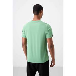 เสื้อยืดคอกลมทรงมาตรฐานสำหรับผู้ชาย Tommylife Wholesale รุ่น 87912 สีเขียวพาสเทล - PASTEL GREEN - Product Image 5