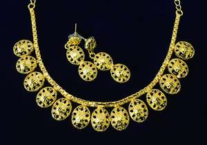 24K Plaqué Or Dubai Bijoux De Mode Collier Ensemble Boucles D'oreilles Bracelets Peignes Broches Cuivre Matériel pour Bulgarie Turquie Allemagne - Product Image 2