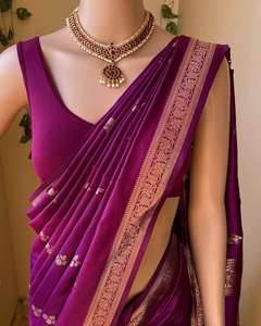 Hermoso estilo Bollywood All-Pallu Jacquard Work Saree Exclusivo Jacquard Border Rich Viscose para fiestas Diwali Festividades - Product Image 3