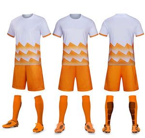 Vente en gros d'uniforme et short de football à sublimation complète d'usine, uniforme imprimé 100% polyester pour tenue d'équipe - Product Image 6