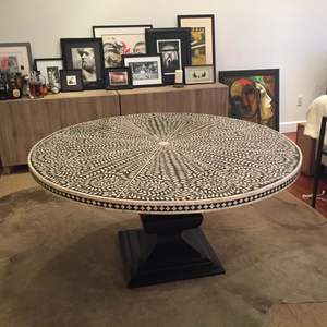 Incrustación de hueso requerida incrustación diseños de lujo Mesita de noche Gabinete Mesita de noche Mesa con incrustaciones de hueso Muebles de sala de estar de la India - Product Image 1