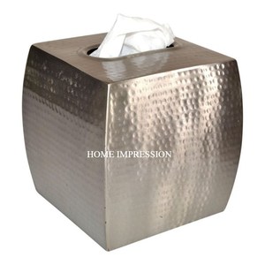 Caja de servilletas cuadrada galvanizada de primera calidad, diseño martillado, soporte de pañuelos de Metal pulido con espejo para decoración de mesa de Hotel y oficina - Product Image 1