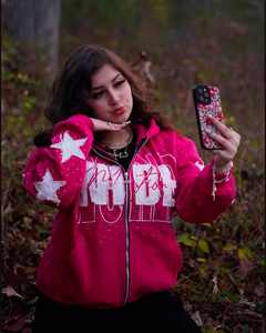 Ensemble survêtement deux pièces personnalisé Survêtement brodé en détresse pour l'hiver Sweat à capuche zippé et ensembles de vestes Fabricant pour femmes - Product Image 2