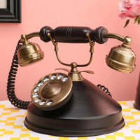 Téléphone Classique Moderne - Pièce Maîtresse Élégante en Laiton et Bois, Artisanat Métallique Écologique, Design Géométrique, Décoration de Noël pour la Maison
