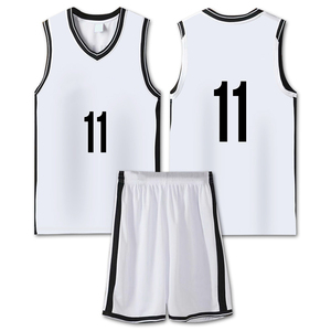 Dernière conception de chemises de basket-ball personnalisées avec logo de broderie originales, ensembles de basket-ball de maillot blanc uni classique pour hommes - Product Image 4