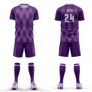 2025 nouveauté ensembles d'uniformes de football personnalisés pour hommes OEM maillot de football respirant à séchage rapide et shorts en gros - Product Image 2