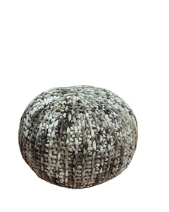 Macarame ลูกบทคัดย่อ EPS เติม Pouf ออตโตมันที่มีคุณภาพที่ดีที่สุดการออกแบบที่ทันสมัยมือถักพื้นที่คริสต์มาสตกแต่งวาเลนไทน์