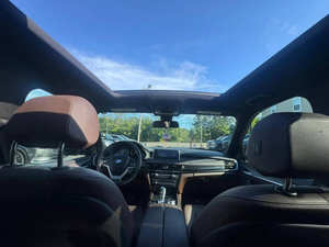 Voiture d'occasion de qualité abordable, BMW X5 xDrive40e iPerformance 2017, conduite à gauche - Product Image 2