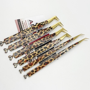 แหนบสำหรับต่อขนตาอุปกรณ์แต่งหน้าอุปกรณ์เสริมความงามแบบมืออาชีพทำจากสเตนเลสสตีลตามสั่ง - Product Image 4