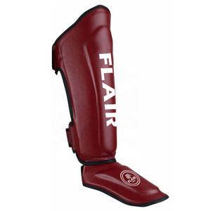 Protège-tibias de boxe en cuir réglables de haute qualité, jambes de protection respirantes et équipement de pied pour les combats - Product Image 5
