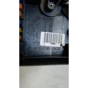 Boîtier porte-fusibles AUDI A3 Cabriolet Série (8P7) (08>13) 8F050109 Essence 1.6 - Product Image 5