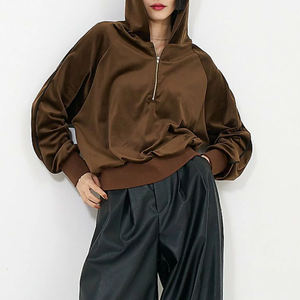 Derniers sweats à capuche pour femmes en velours personnalisés avec fermeture éclair sur le côté Prix bas Sweats à capuche tendance et à la mode pour femmes Logo personnalisé - Product Image 5