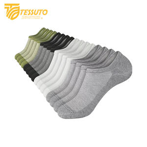 Fabricant de chaussettes unisexes en coton jacquard de haute qualité pour hommes, respirantes, à la mode, avec logo personnalisé, noir et blanc - Product Image 2