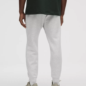 ผู้ผลิตเสื้อผ้า รับทำโลโก้ กางเกงขายาวเอวยางยืดทรงโอเวอร์ไซส์สำหรับผู้ชาย กางเกงจ็อกเกอร์แบบ OEM กางเกงขายาวทรงกว้างสำหรับผู้ชาย - Product Image 2