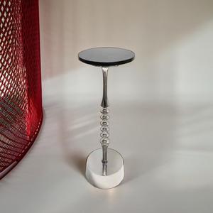 Table d'appoint de bar en aluminium au design moderne - Product Image 4