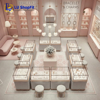 Comptoir de présentation de bijoux rose style girly, design personnalisé pour boutique de bijouterie, centre commercial, magasin de vêtements