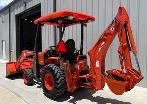 Livraison gratuite Kubota B26 tractopelle tracteur agricole avec chargeur à fixation rapide godet 936hrs 4WD 26HP moteur diesel 540 PTO 3 points d'attelage - Product Image 4