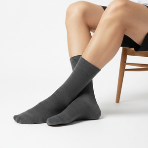 Chaussettes bon marché Chaussettes Crew noires pour hommes Fabricant en stock-Fabriqué en Turquie avec votre logo et votre marque Chaussettes personnalisées OEM - Product Image 4