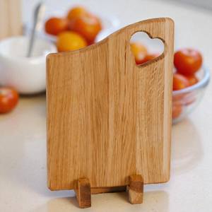 Planche à découper et plateau de service en bois - Durable, lavable au lave-vaisselle - Product Image 3