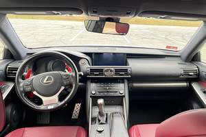 Lexus IS 300 F Sport 2017 Usado, Motor V6 de 3.5 Litros - Product Image 4