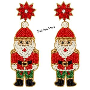Vente en gros de boucles d'oreilles de Noël Père Noël, bonhomme de neige, arbre et bijoux de fête en perles - Product Image 4