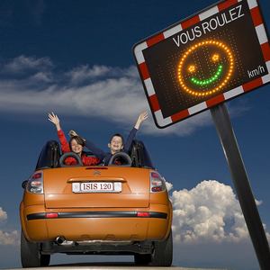 Panel Solar Controlador de Velocidad de Tráfico Accesorio Universal Pantalla de Cámara de Seguridad Indicador de Velocidad de Sonrisa para Uso en Carretera al Aire Libre - Product Image 5