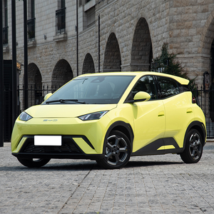 รถยนต์ไฟฟ้าแฮทช์แบ็กน้ำหนักเบา ปี 2024 รุ่นใหม่ ประหยัดพลังงาน ระยะทางวิ่ง NEDC 601-700 กม. กำลังไฟ 200-250 กิโลวัตต์ แรงบิด 500 นิวตันเมตร แบตเตอรี่ 50-70 กิโลวัตต์ชั่วโมง ระยะทางวิ่งไกลขึ้น - Product Image 5