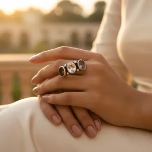 Bague tendance pour femme en argent 925 avec pierres précieuses, bijou classique/religieux, plaqué or, forme géométrique, chiffre incrusté en laiton - Product Image 1