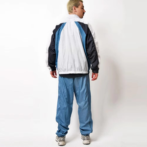 Ensemble de survêtement 2 pièces coupe ample personnalisé unisexe en nylon léger et oversize, idéal pour la maison, anti-bactérien - Product Image 6