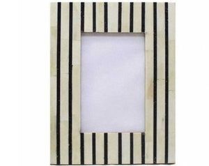 Cadre photo en os fait à la main avec finition antique Cadre carré en os décoratif de style animal et religieux pour photos - Product Image 6