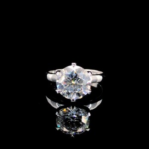 Anillos de compromiso de diamante blanco solitario cultivados en laboratorio redondos de 3 quilates al por mayor diamante K Samyak hecho en La India - Product Image 1