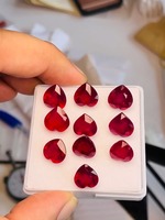 Rubis naturel chauffé, taille cœur, qualité AAA, pierre précieuse au lustre exceptionnel, coupe parfaite, certifié IGI pour la fabrication de bijoux