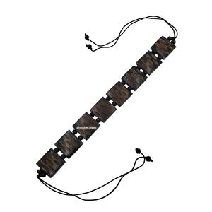 Collier ras du cou en corne de buffle artisanal, pendentif en corne naturelle de style tribal unique pour hommes et femmes - Product Image 1