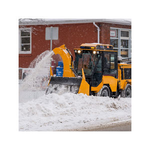 Soplador de nieve a precio económico, ideal para la limpieza de entradas residenciales y comerciales. - Product Image 1