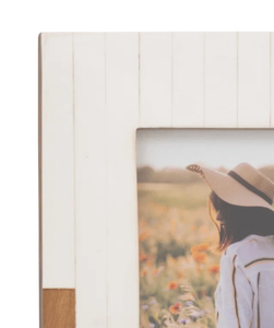 Cadre photo unique en bois de résine d'os fabriqué à la main avec détails complexes sculptés à la main et finition polie à la main lisse miroir - Product Image 5