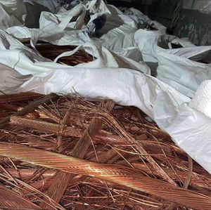 Déchets de fil de cuivre à prix d'usine, teneur en cuivre de 99,99 %, origine Colombie-Britannique, modèle 82642, en vente, livraison rapide - Product Image 5