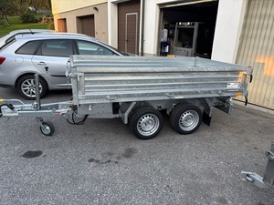 Remolques para Autos, Peso Total 2700 kg, Carga Útil Aprox. Neumáticos de 1970 kg, 13 pulgadas, altura de carga aproximada. 725 mm - Product Image 2