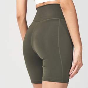 Tissu léger extensible dans les 4 sens 83% polyester recyclé et 17% Spandex Body Fit Khaki Essential 7 pouces Short de cyclisme - Product Image 5