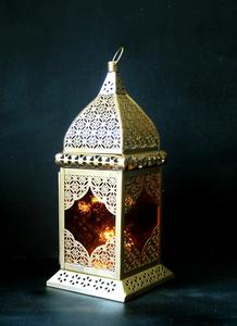 Lanternes à bougies en métal décoratives pour la décoration de festivals, lanterne dorée faite à la main suspendue. - Product Image 4