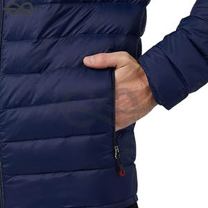 Chaqueta Ultraligera Plegable para Hombre con Cuello Alto, Diseño con Capucha, Bolsillos con Cremallera, Repelente al Agua para Uso en Exteriores en Otoño - Product Image 3